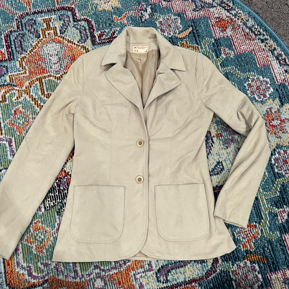 Women's Cream Blazer
